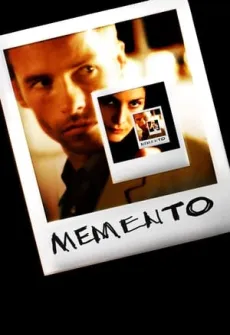 Portada de la película Memento (2000) (2000), una Película disponible para ver online en alta definición.